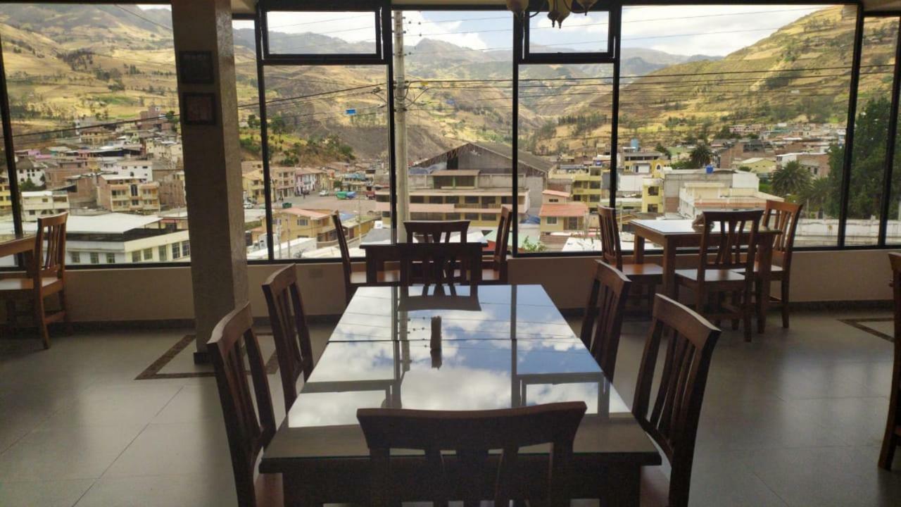 Hostal Resto - Bar "El Penon" Alausi Ngoại thất bức ảnh